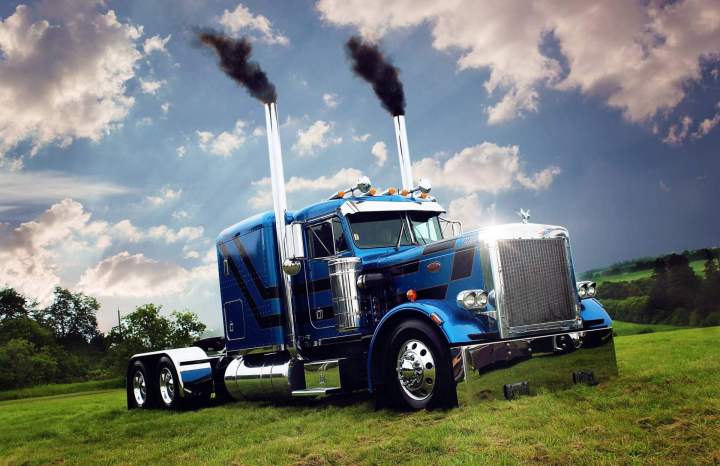 Truck nexmarket equipment Ontario